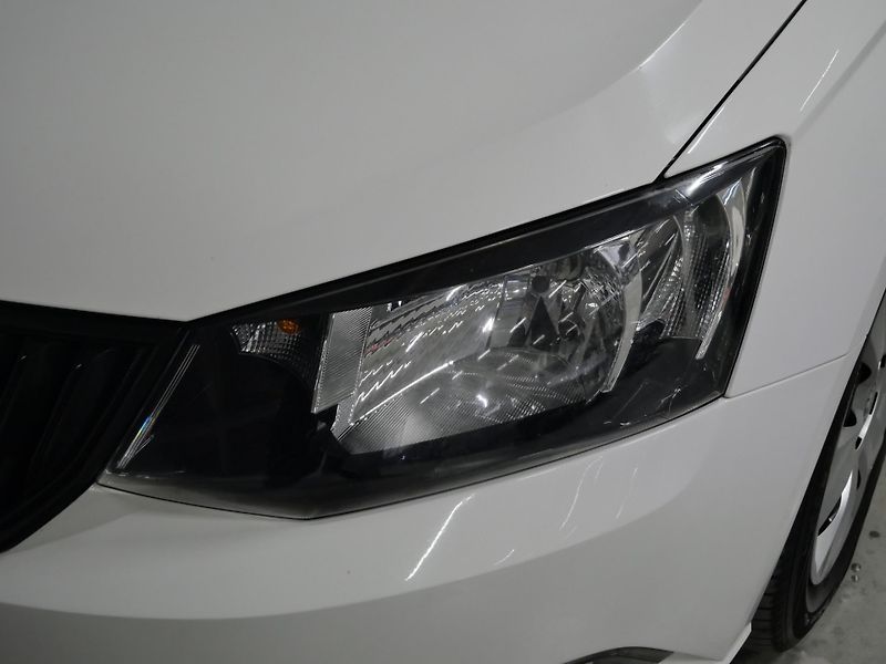 Škoda Fabia - fotka 10 z 25