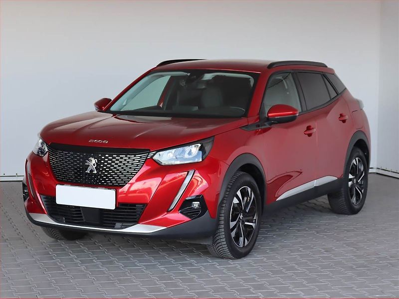 Peugeot 2008 (2021) 1.2 PureTech, Automat - fotka 2 z 24