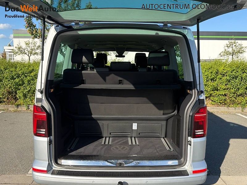 Volkswagen Multivan (2023) 2.0 TDI HIGHLINE 4MOT - fotka 28 z 34