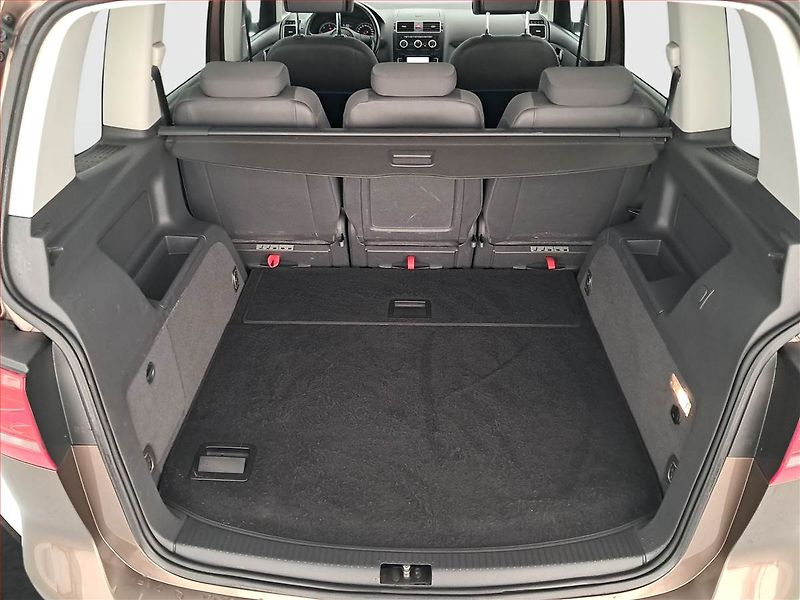 Volkswagen Touran (2012) 1.6 TDI, Tempomat - fotka 14 z 15