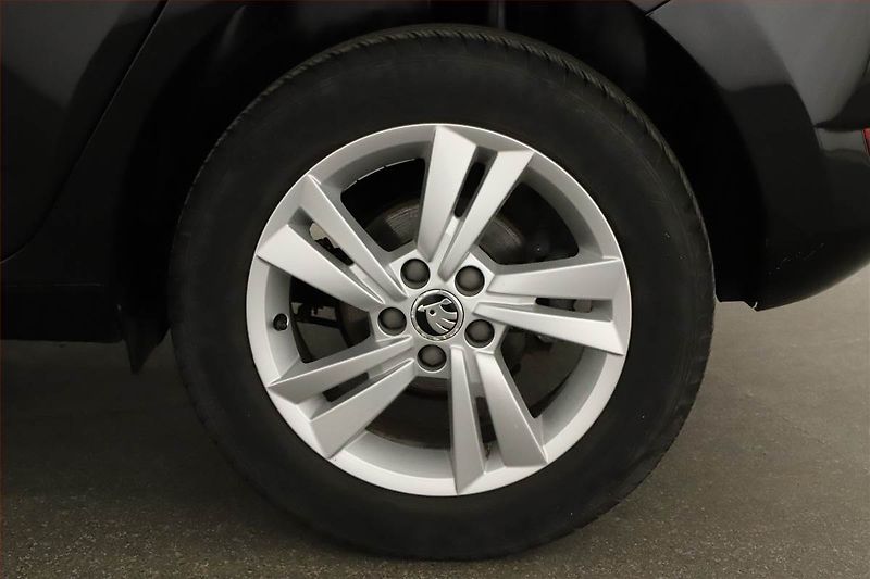 Škoda Fabia (2018) 1.0 TSI, Serv.kniha, Tempomat - fotka 11 z 13