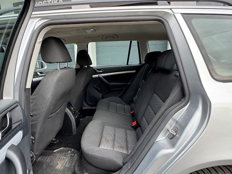 Škoda Octavia (2010) 1.6 TDi, odpočet DPH - fotka 11 z 32