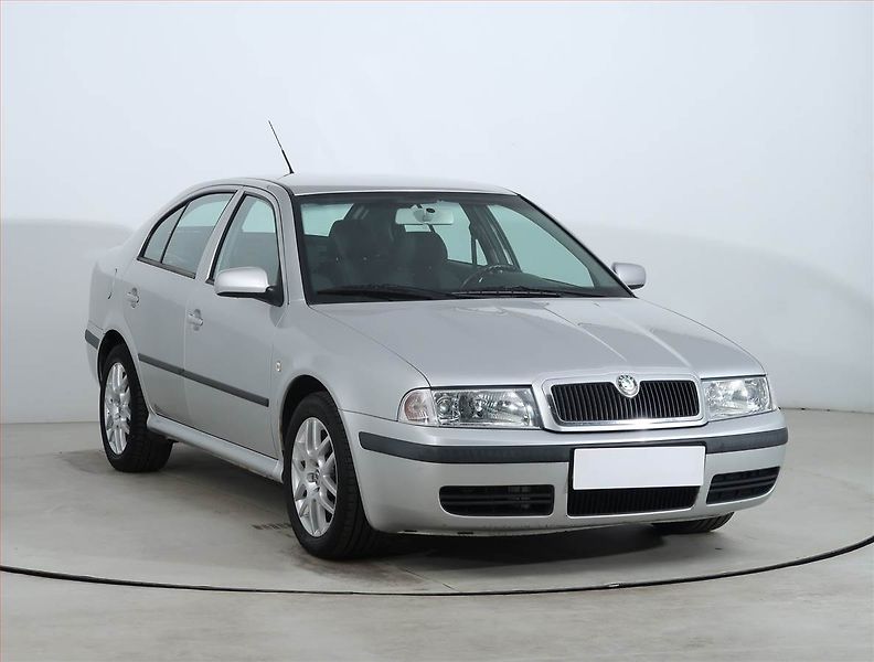 Škoda Octavia (2004) 1.9 TDI, po STK, Tažné - fotografie inzerátu