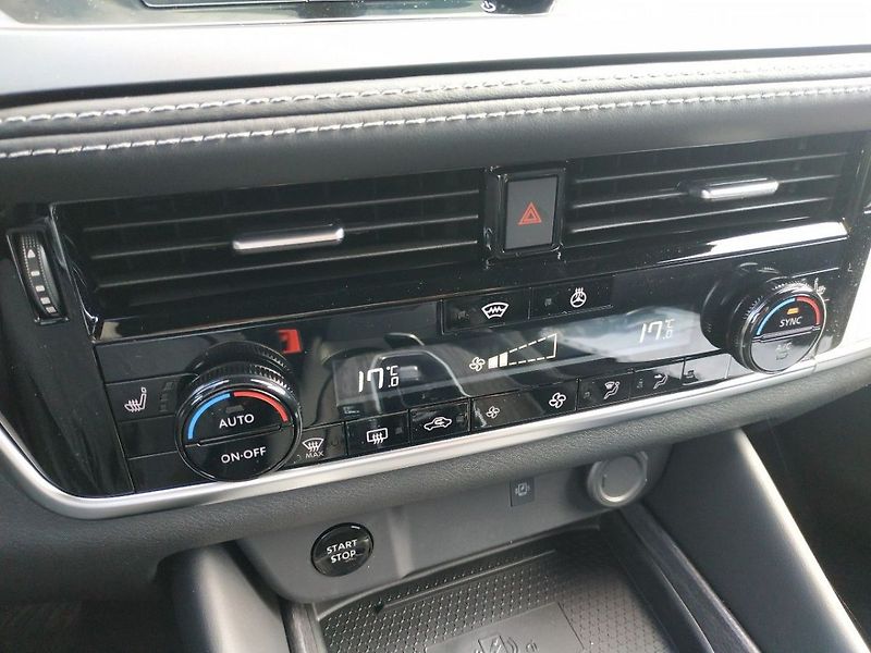 Nissan Qashqai E-POWER AT, 2WD, SKLADEM - fotka 22 z 29