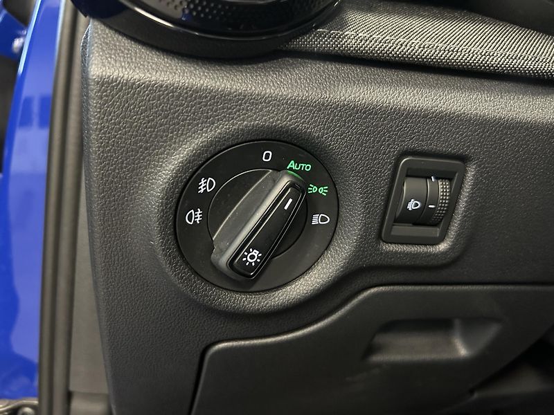 Škoda Fabia (2022) 1.0TSi DSG Style LED SmartLink - fotka 15 z 28