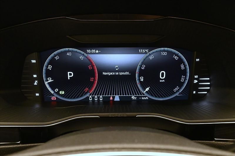Škoda Superb 2,0 TDI 110 kW DSG Style Záruk - fotka 16 z 33