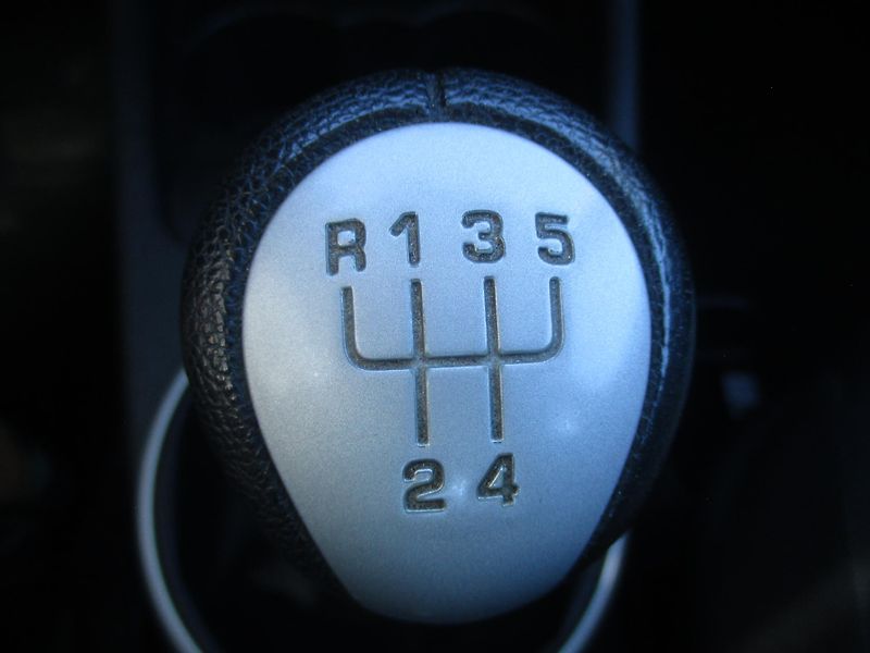 Škoda Fabia 1.4i 16V KLIMA +sada kol - fotka 21 z 26