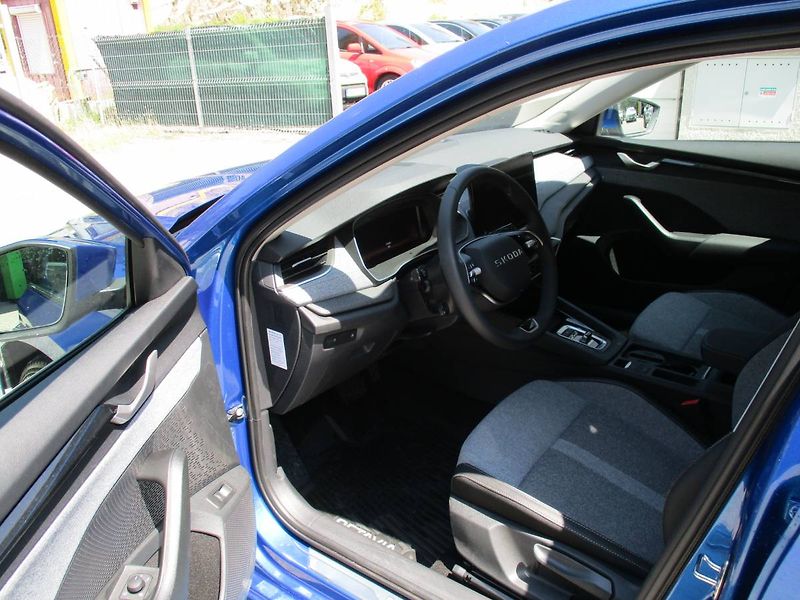 Škoda Octavia Combi Top Selection 2,0TDI/110 - fotka 9 z 16