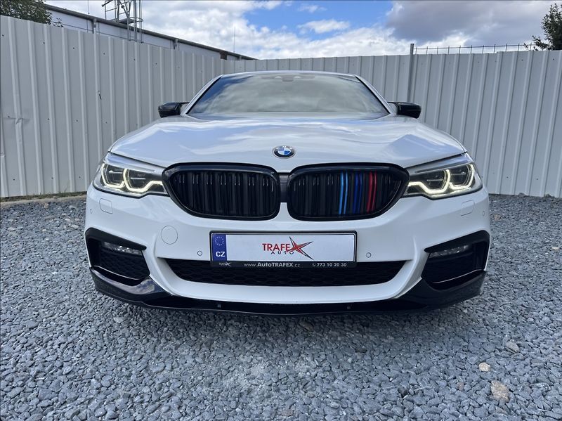 BMW Řada 5 3,0 530d xDrive Mpaket původČR - fotka 2 z 50