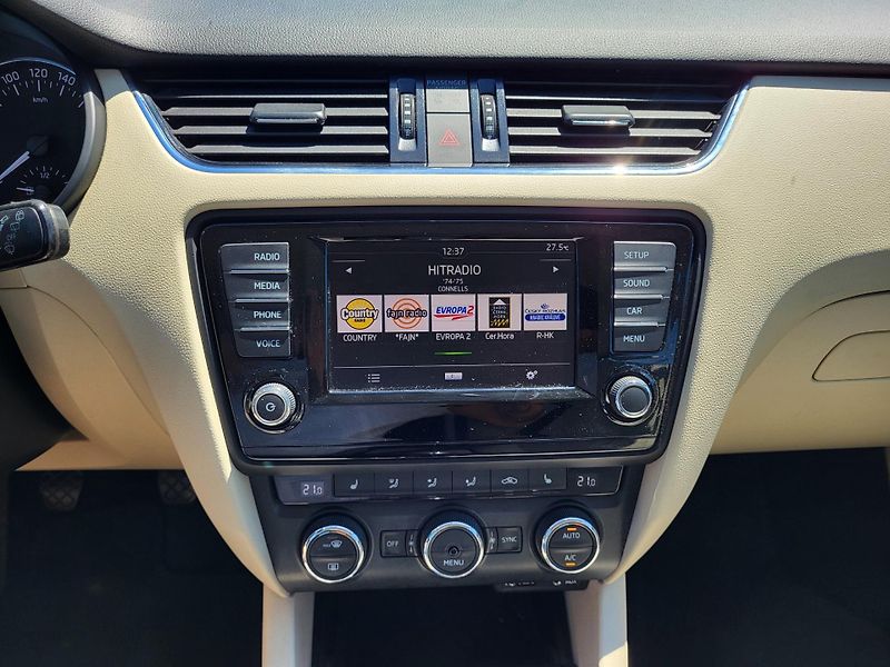 Škoda Octavia III combi 1.6 TDi 81kW STYLE - fotka 12 z 42