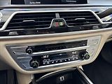 BMW Řada 7 4,4 i 750Li xDrive Individual - náhled 23