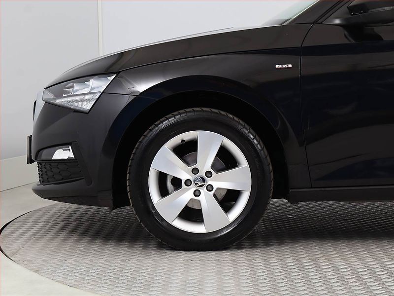 Škoda Scala (2021) Ambition 1.0 TSI, ČR,1.maj - fotka 12 z 15