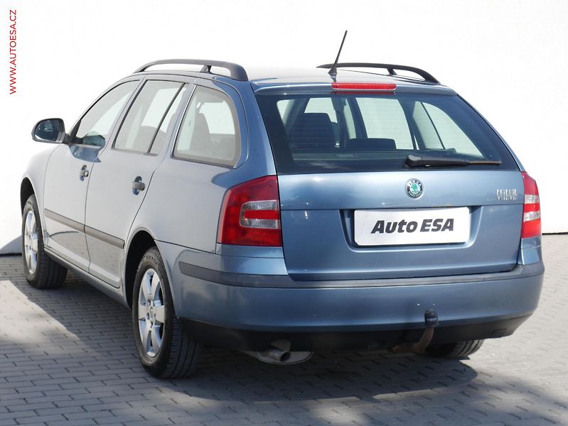 Škoda Octavia (2012) 1.6 MPi, ČR, Active, TZ - fotka 6 z 14