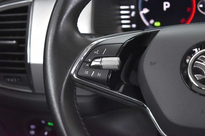 Škoda Kodiaq 2.0 TDI DSG*TAŽNÉ**DPH*ČR 1.M* - fotka 18 z 42