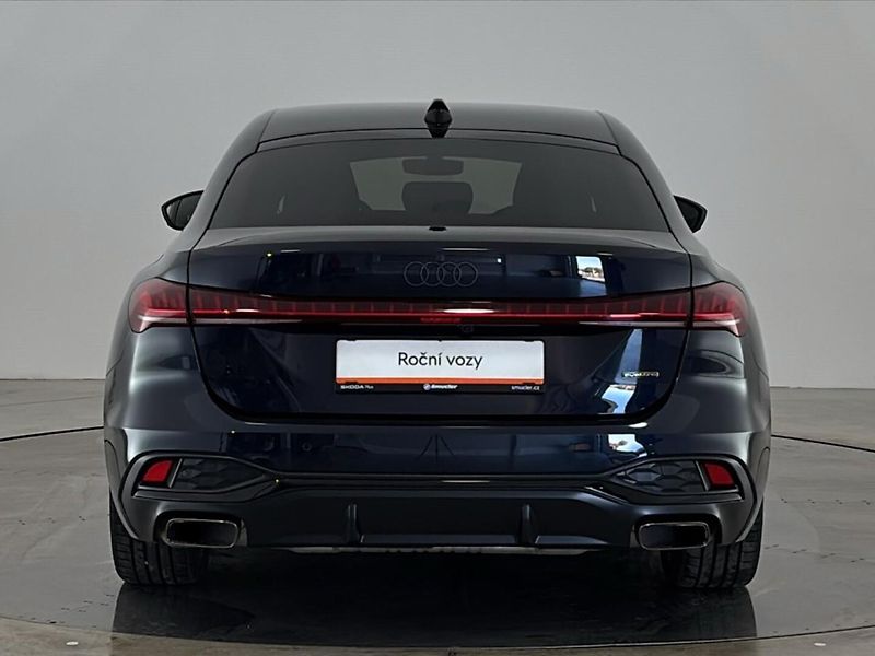 Audi A5 quattro 270kW - fotka 17 z 31