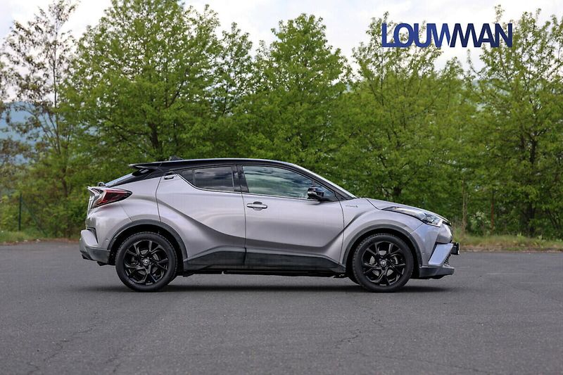 Toyota C-HR Hybrid 1.8 VVT-i Dynamic Comfo - fotka 25 z 25