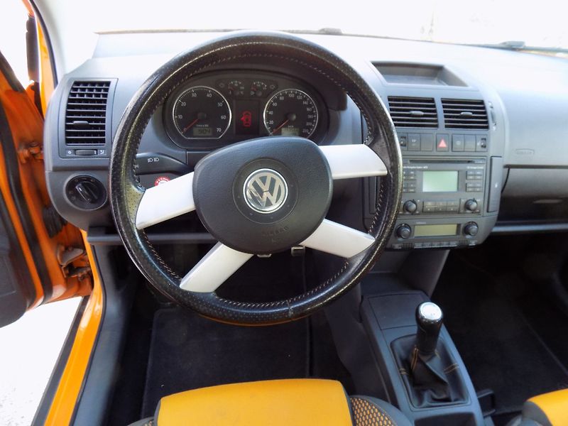 Volkswagen Polo (2006) 1.4MPi/Cross/16V/Klimatizace/ - fotka 22 z 35
