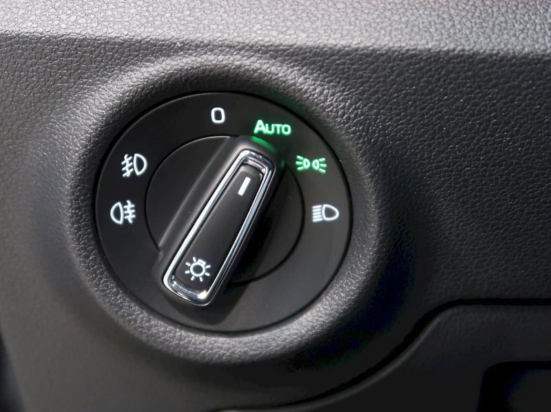 Škoda Kamiq (2025) MONTE CARLO 1.5TSI 110KW DSG - fotka 34 z 37