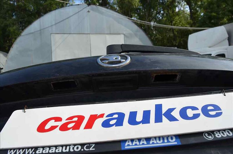 Škoda Octavia (2015) COMBI III. 1,6 TDI 4X4 - fotka 24 z 28