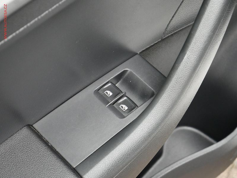 Škoda Rapid (2019) 1.0 TSi, 2.maj,ČR, Ambition - fotka 14 z 15