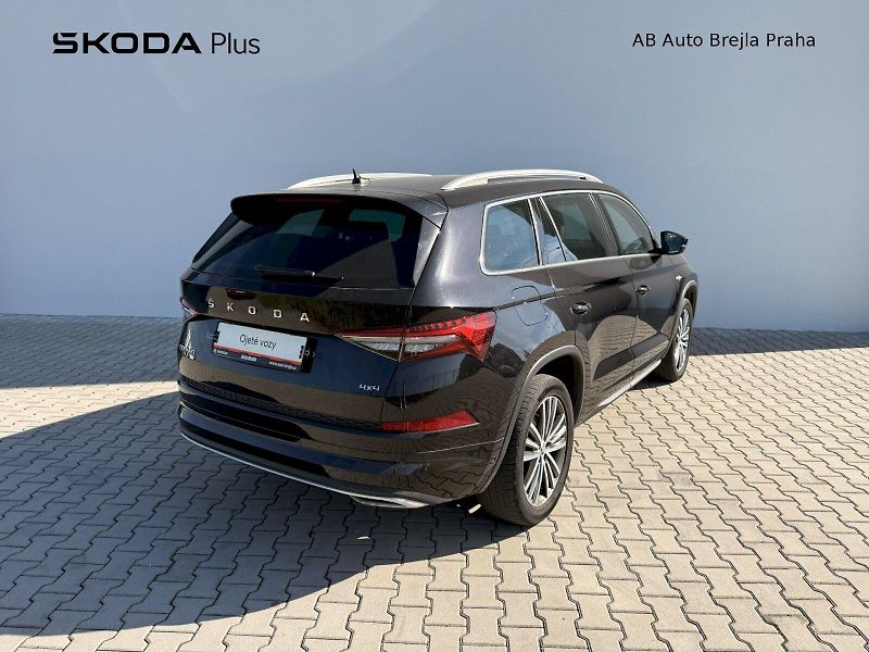 Škoda Kodiaq (2023) L K 2,0 TDI 4x4 147 kW  7 Auto - fotka 2 z 34