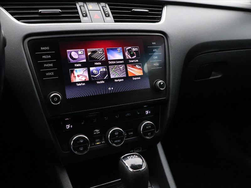 Škoda Octavia 1,5 TSI 96kW G-Tec DSG CZ DPH - fotka 20 z 32
