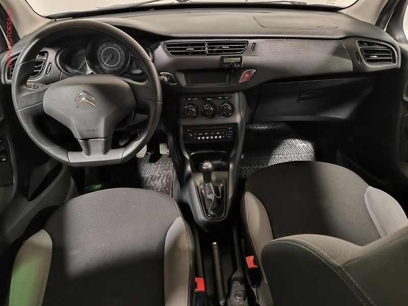 Citroën C3 (2012) 1.1i, ČR, AC - fotka 8 z 16