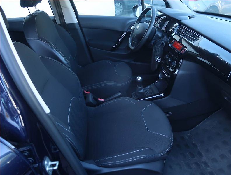 Citroën C3 (2014) 1.2 VTi, ČR,1.maj, Tempomat - fotka 9 z 13