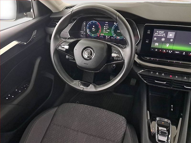 Škoda Octavia (2022) Style 2.0 TDI - fotka 7 z 17