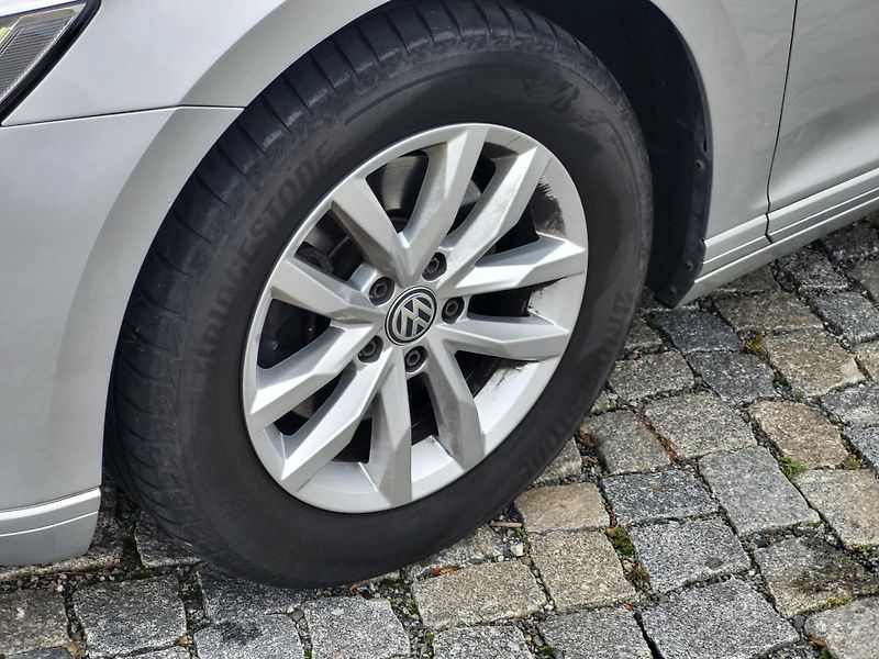 Volkswagen Passat Variant (2018) 2.0 /110kW - fotka 5 z 17