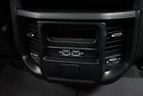 Dodge RAM 5.7 HEMI BIGHORN 4x4*PPF*ČR 1M - náhled 15