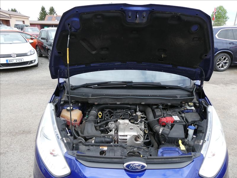 Ford B-MAX 1,0 EcoBoost 74kW,2xkola,servi - fotka 30 z 47