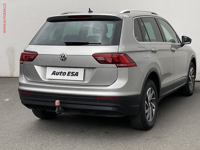 Volkswagen Tiguan (2017) 2.0TDi 4x4, DSG, LED, navi - fotka 4 z 21