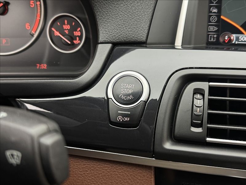 BMW Řada 5 2,0 4X4 KŮŽE SERVIS KAMERA ČR - fotka 15 z 38