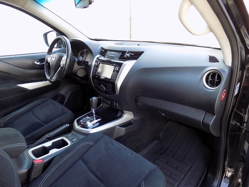 Nissan Navara (2017) 2.3DCi/4x4/Bi-xenon/NAVI/ČR/ - fotka 15 z 39