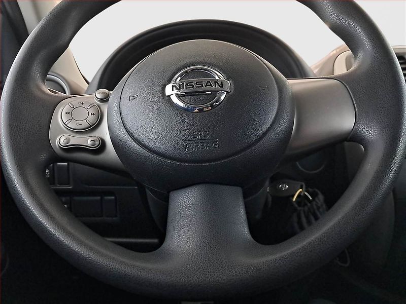 Nissan Micra (2015) 1.2 12V - fotka 15 z 15