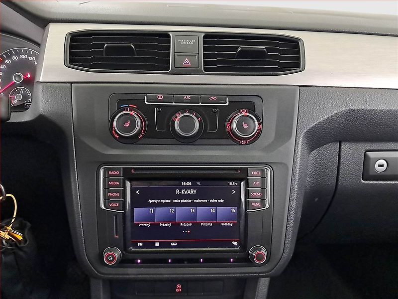Volkswagen Caddy (2019) 2.0 TDI, 5Míst, 1Maj - fotka 12 z 14