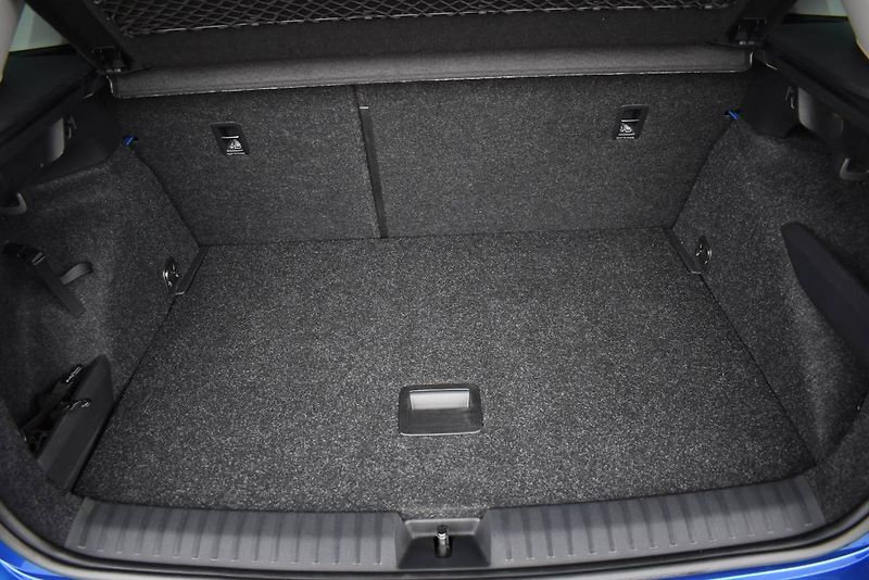Škoda Kamiq (2021) ScoutLine 1.5TSI 110kW DSG - fotka 12 z 29