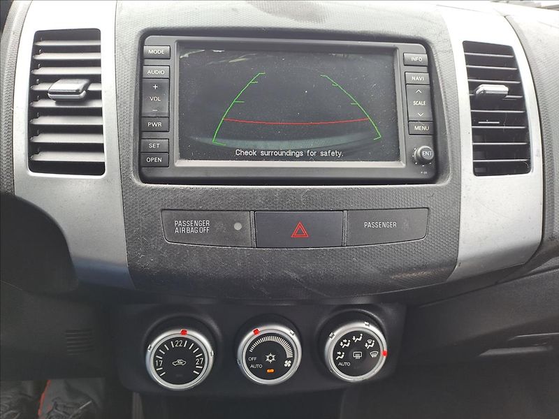 Peugeot 4007 2,2 HDI 4WD KŮŽE - fotka 14 z 17