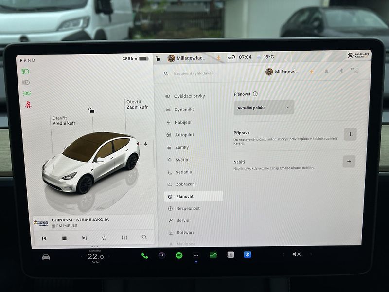 Tesla Model Y LONG RANGE DUAL MOTOR  TZ 92% - fotka 32 z 56