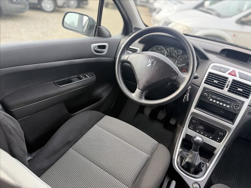 Peugeot 307 1,6 HDI DIGIKLIMA - fotka 16 z 22
