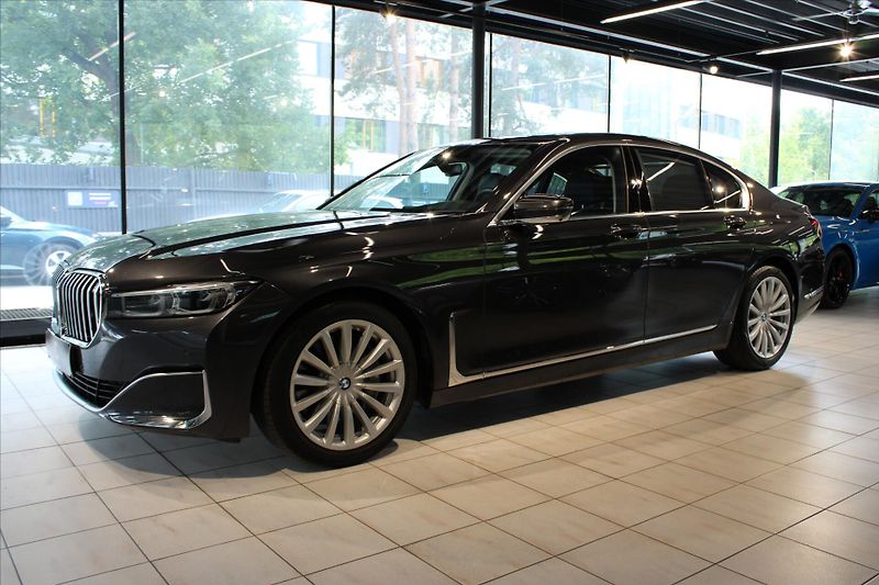 BMW Řada 7 740d xDrive Masáž/NezTop/360°/ - fotka 3 z 37