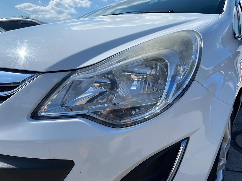 Opel Corsa - fotka 13 z 13