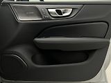 Volvo V60 B4 PLUS DARK AUT 1.maj. - náhled 43