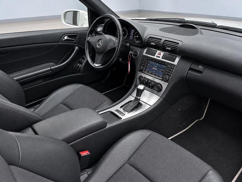 Mercedes-Benz CLC (2010) - fotka 17 z 19