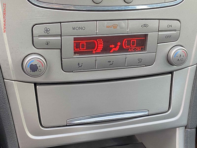 Ford Mondeo (2007) 1.8TDCi, ČR, AC, tempo - fotka 13 z 15