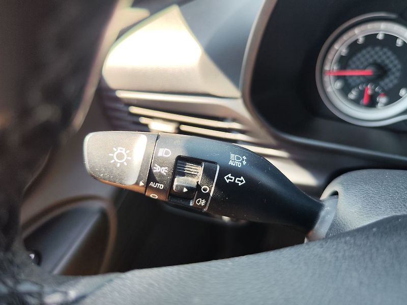 Hyundai Bayon 1.2 MPi /62kW Smart - fotka 23 z 32