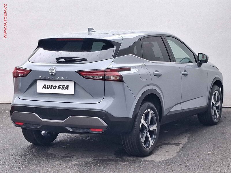 Nissan Qashqai (2024) 1.3 DIG-T, 2.maj,ČR, N - fotka 4 z 19