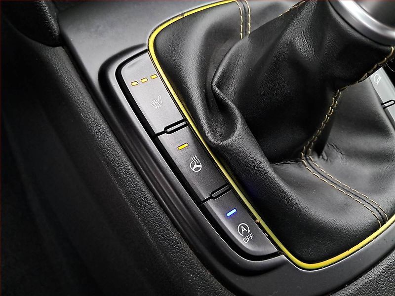 Hyundai Kona (2018) 1.0 T-GDI, Serv.kniha, Kůže - fotka 16 z 18