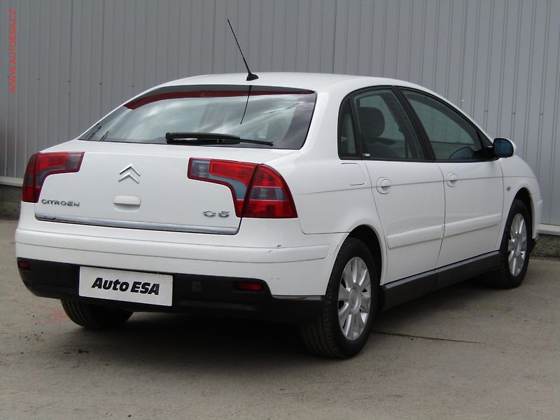 Citroën C5 (2007) 2.0i, ČR, AT - fotka 4 z 14